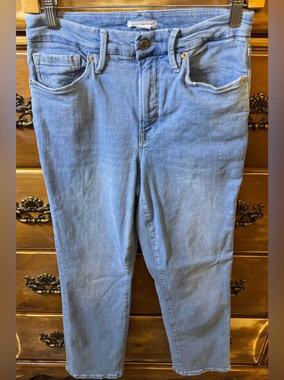 Good American Light Wash Distressed Cropped Skinny Jeans Size 6/28